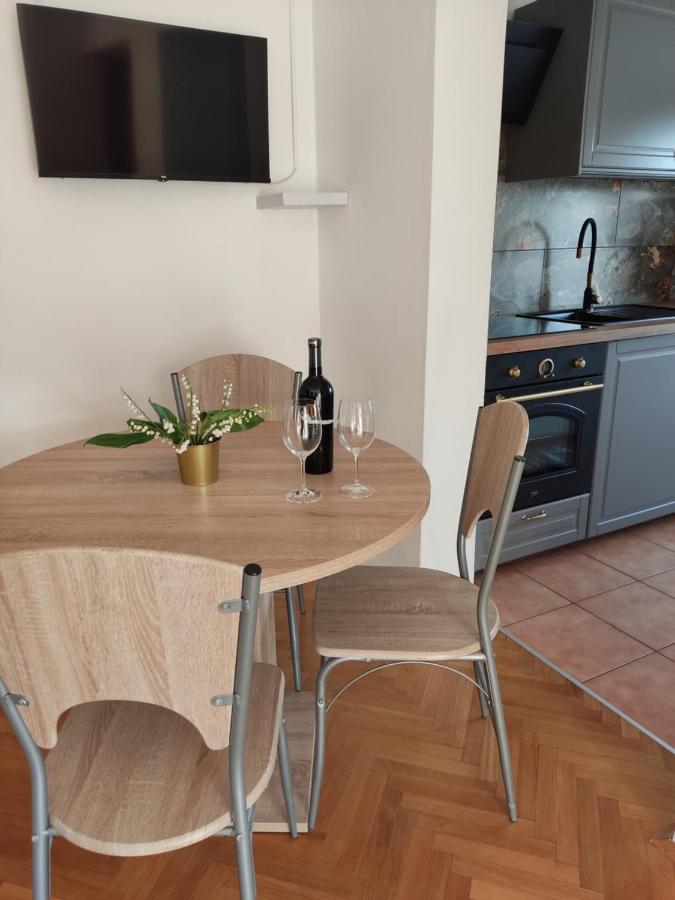 Apartman Car Vir Ngoại thất bức ảnh